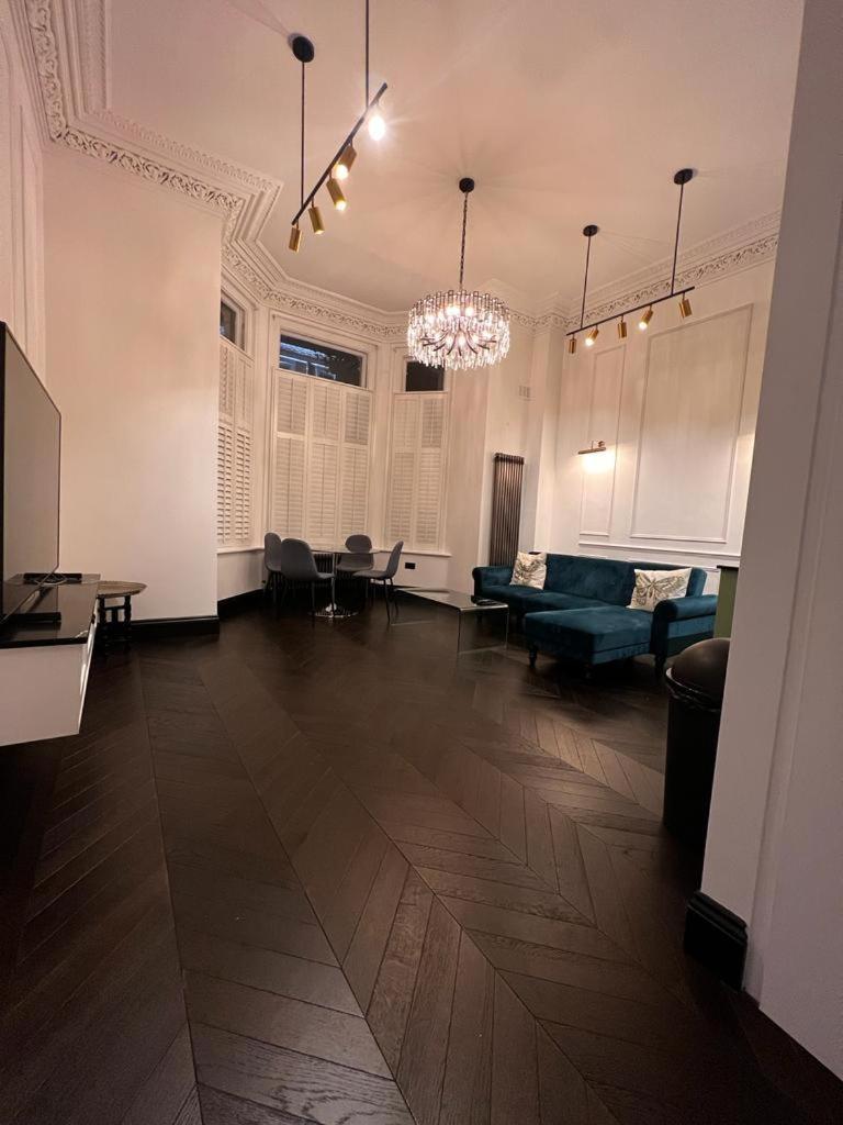 Earl'S Court Luxe Apartment Londra Esterno foto